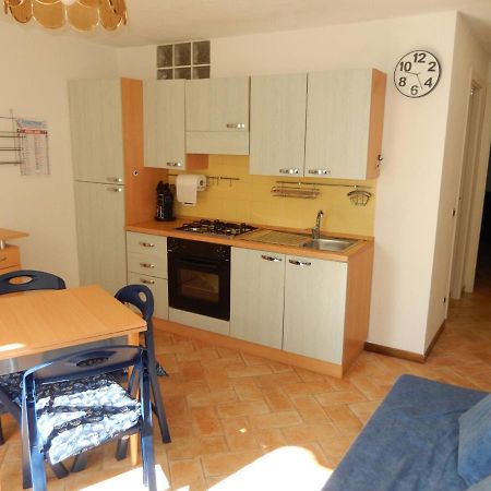 Nina House Apartment อิมเปรีอา ภายนอก รูปภาพ